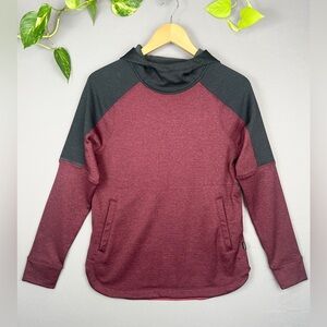 Burton Multipath Grid Fleece Pullover Sweater in Mulled Berry and Black Heather